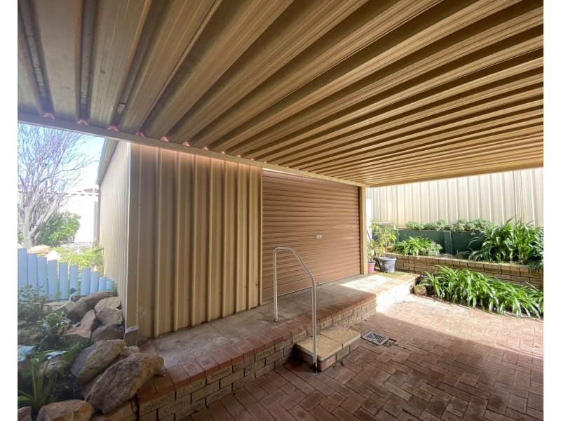 48 Merrifield Circle, Leeming WA 6149