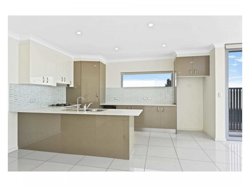 2/53 Douglas Street, Greenslopes QLD 4120