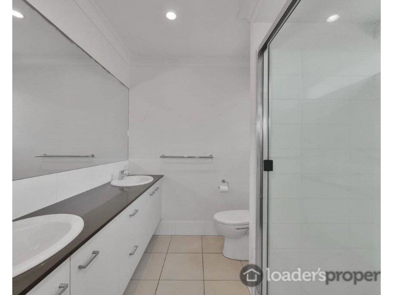 42 Sienna Boulevard, Ashfield QLD 4670