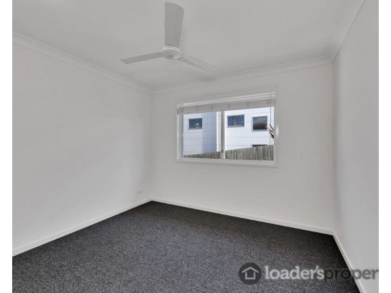 42 Sienna Boulevard, Ashfield QLD 4670