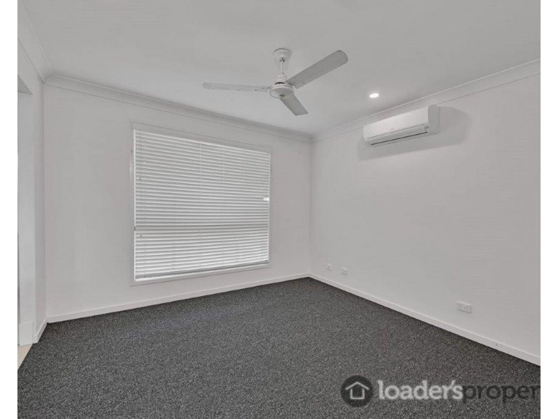 42 Sienna Boulevard, Ashfield QLD 4670