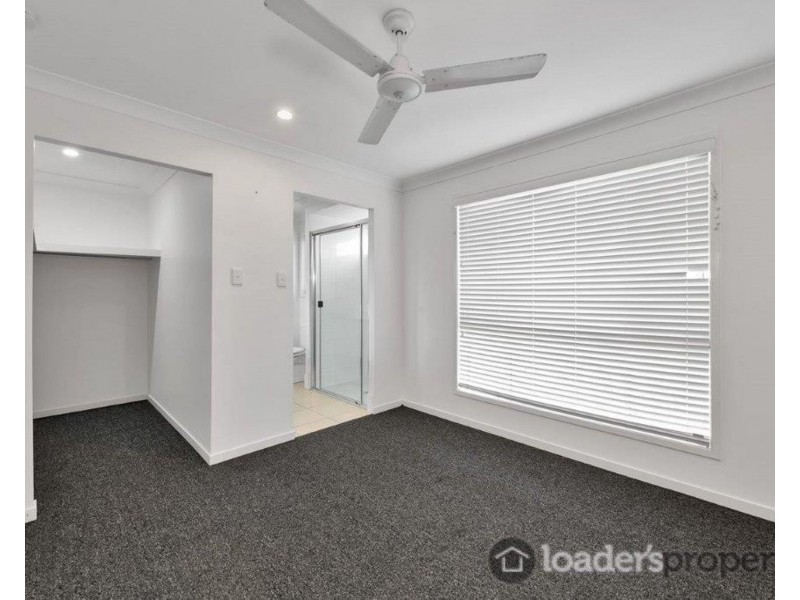 42 Sienna Boulevard, Ashfield QLD 4670