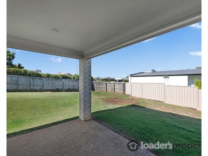 42 Sienna Boulevard, Ashfield QLD 4670