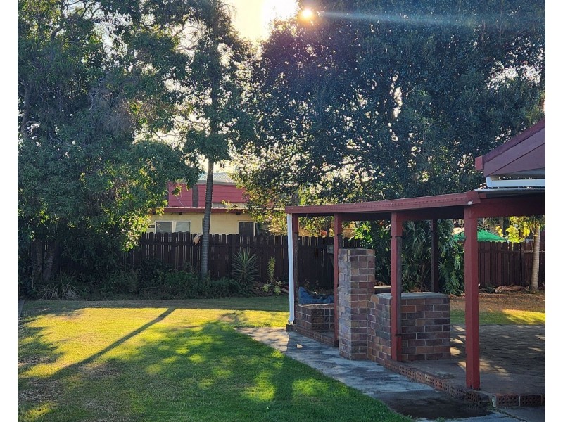 1 Avokahville Avenue, Avoca QLD 4670