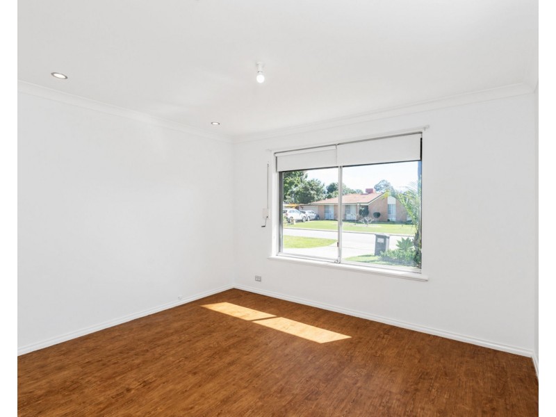 14B Young Street, Gosnells WA 6110