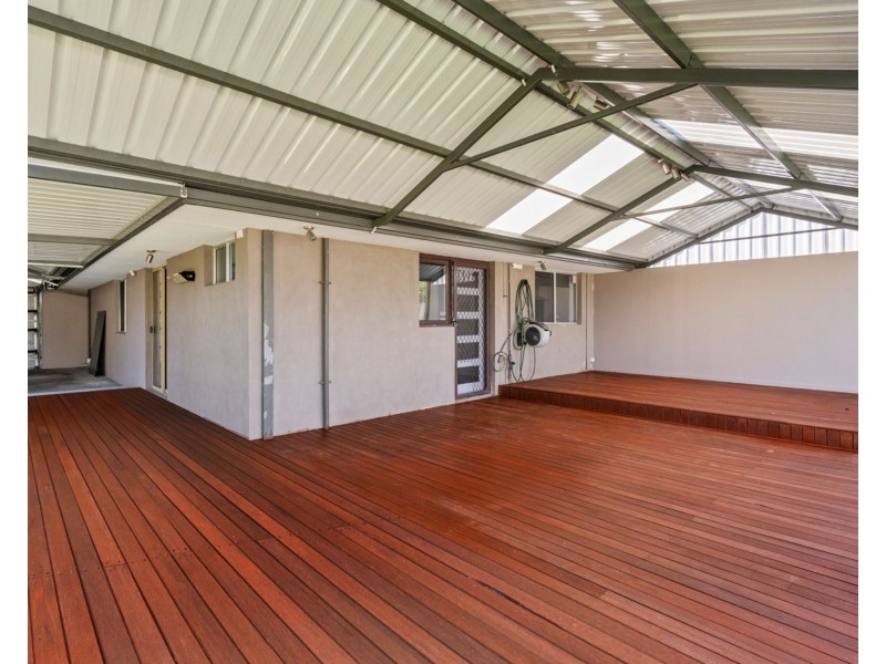 14B Young Street, Gosnells WA 6110