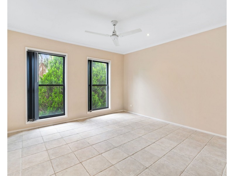 17 Nandi Terrace, Pacific Pines QLD 4211