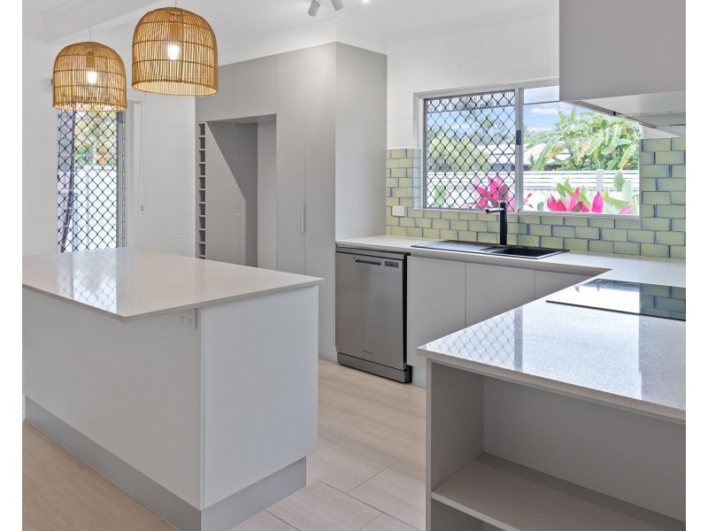 2/66 Portsea Crescent, Kewarra Beach QLD 4879