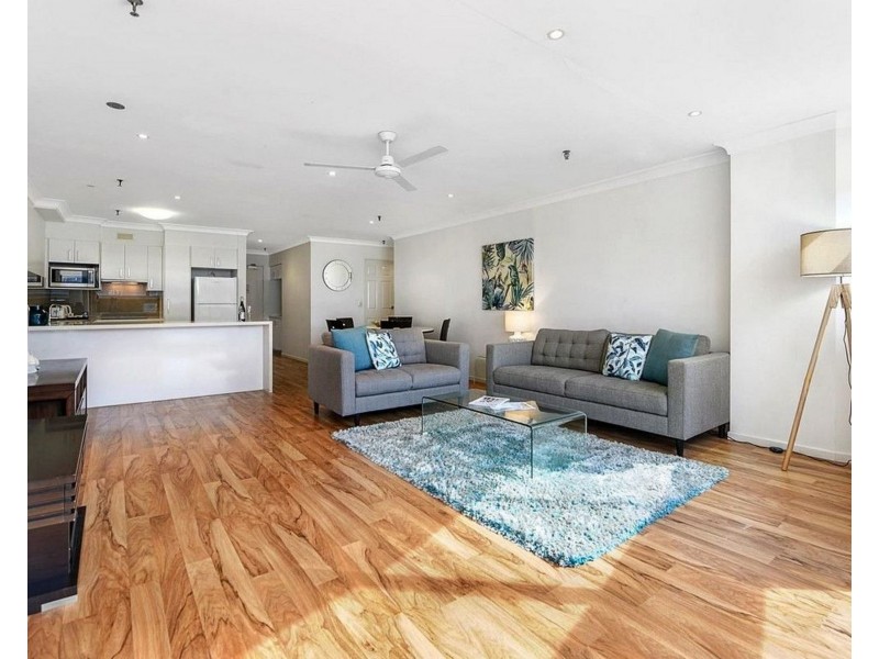 52/114 The Esplanade, Surfers Paradise QLD 4217