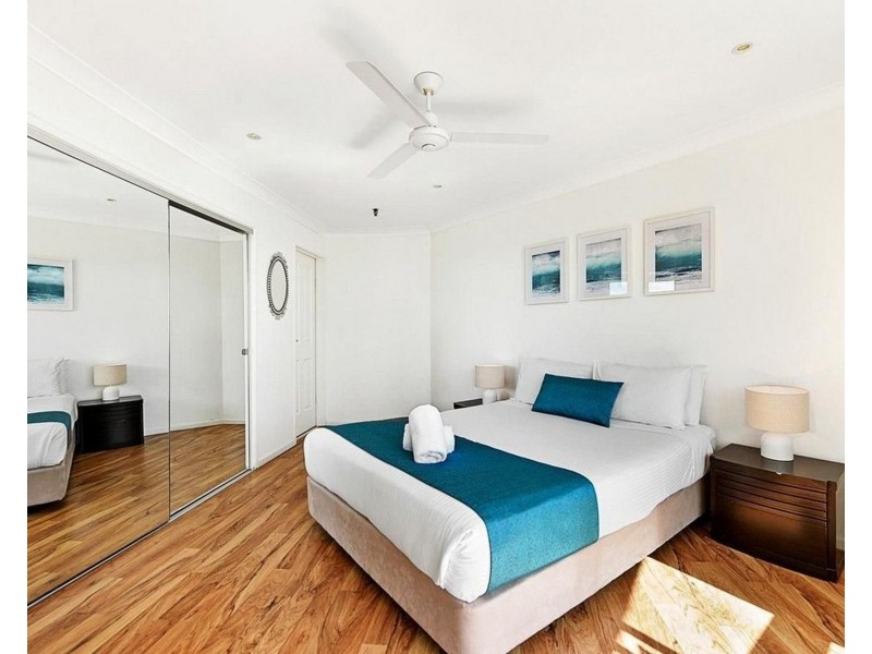 52/114 The Esplanade, Surfers Paradise QLD 4217