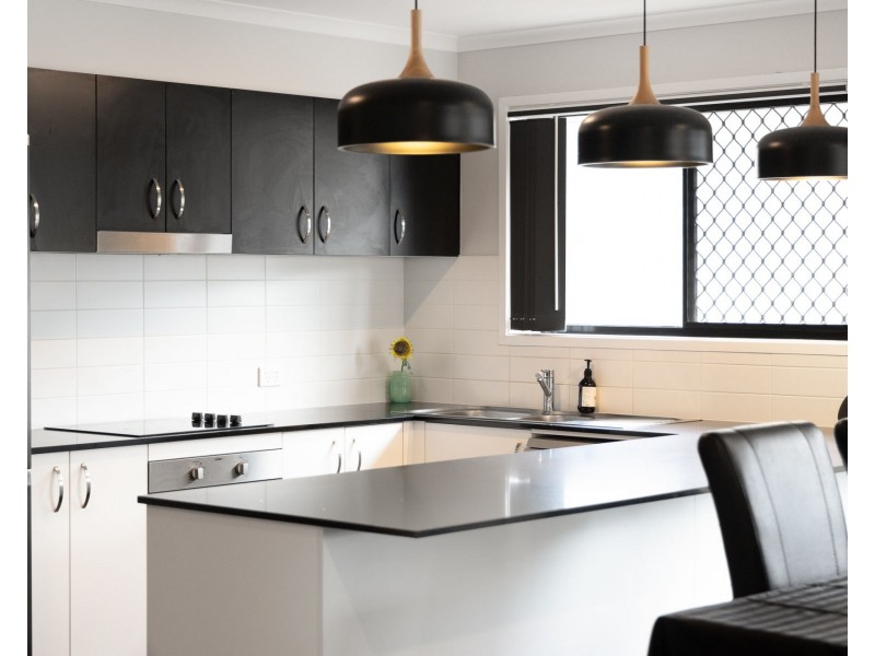 70 Creekview Court, Lawnton QLD 4501