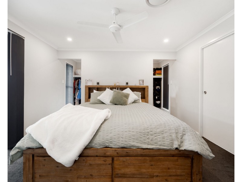 70 Creekview Court, Lawnton QLD 4501