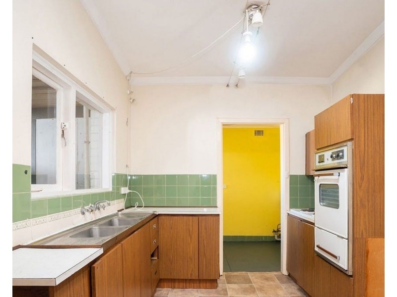 22 Irwin Road, Embleton WA 6062