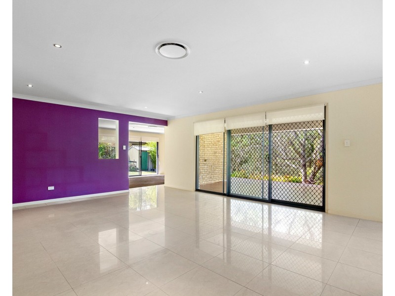 33 Drovers Place, Sumner QLD 4074