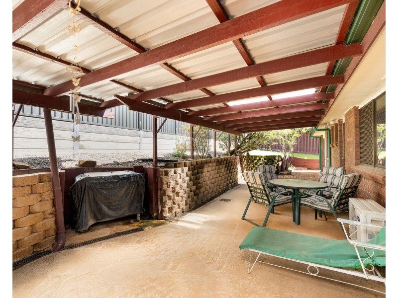 6 Voltaire Crescent, Petrie QLD 4502