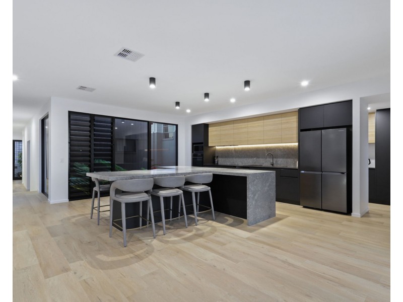 71 Warrego Drive, Pelican Waters QLD 4551