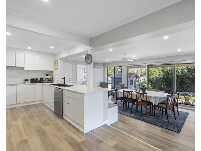 16 Billiard Street, Bracken Ridge QLD 4017