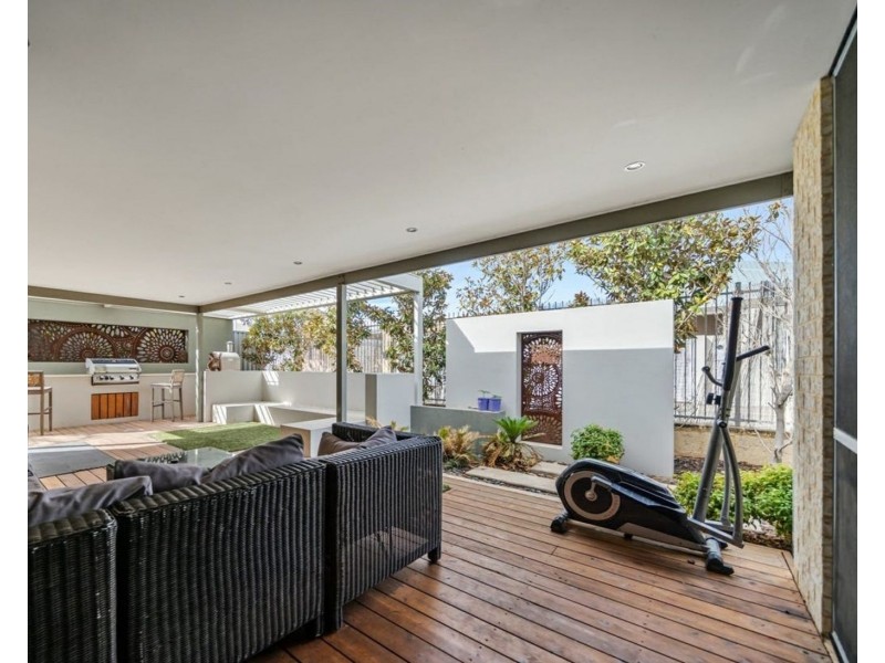 4 Altea way, Alkimos WA 6038