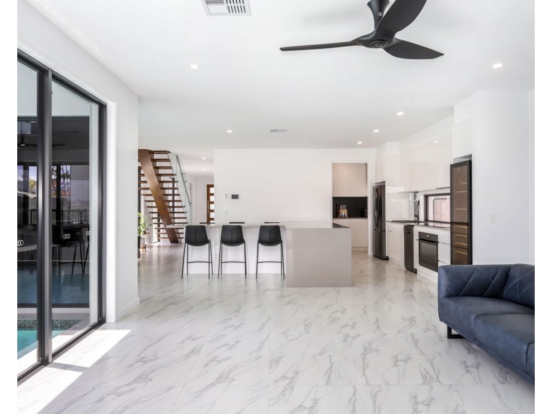 74 Marina View Drive, Pelican Waters QLD 4551