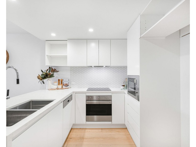 101/44 Bay Terrace, Wynnum QLD 4178