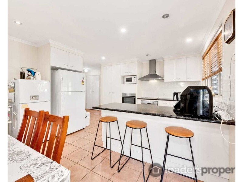 16 Reynella Drive, Avoca QLD 4670