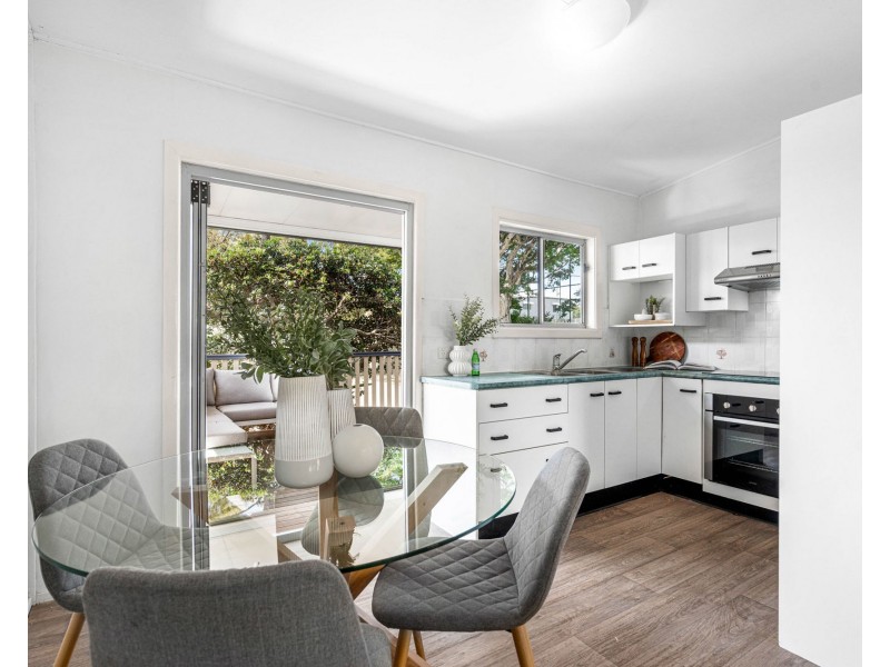 22 Bird Street, Manly QLD 4179