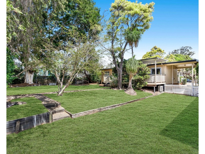 22 Bird Street, Manly QLD 4179