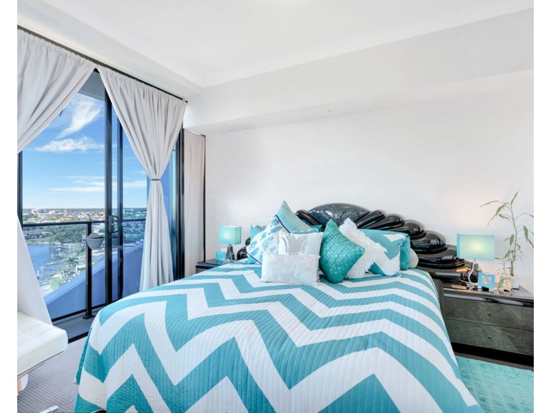 2803/5 Harbour Side Court, Biggera Waters QLD 4216