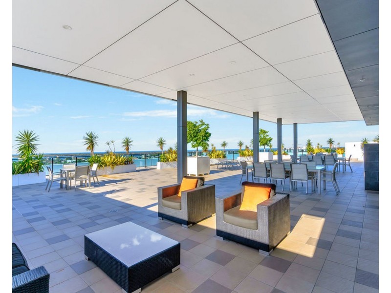 2803/5 Harbour Side Court, Biggera Waters QLD 4216