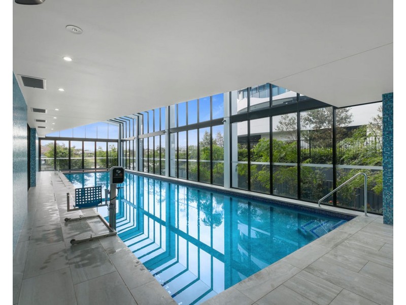 2803/5 Harbour Side Court, Biggera Waters QLD 4216