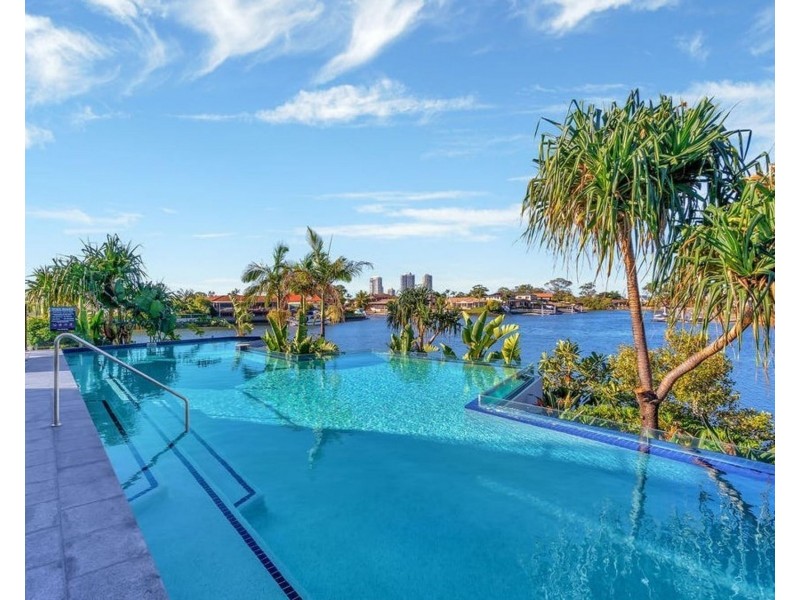 31108/5 Harbour Side Court, Biggera Waters QLD 4216