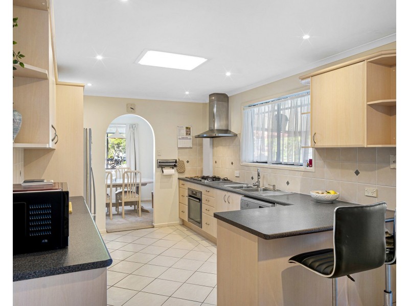 6 Bronwyn Street, Bracken Ridge QLD 4017