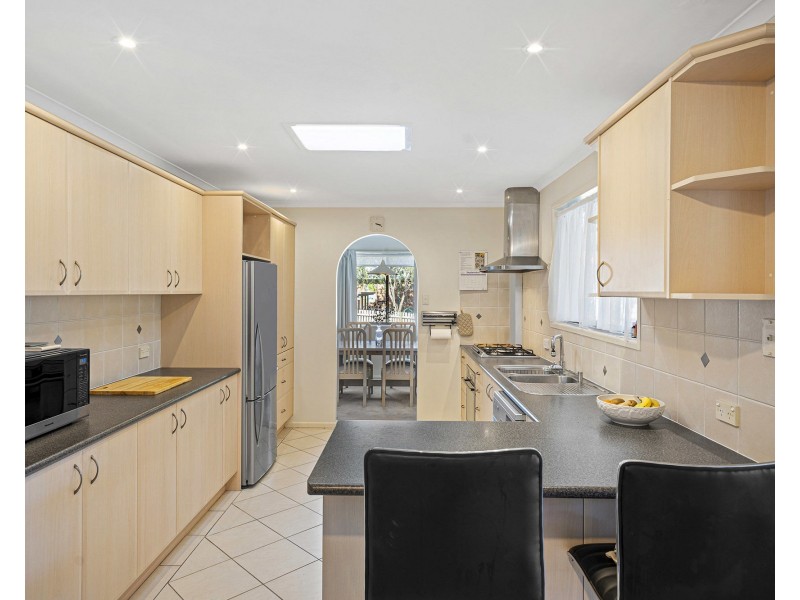 6 Bronwyn Street, Bracken Ridge QLD 4017