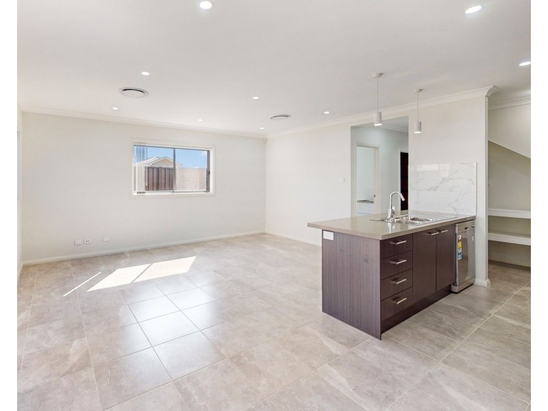 21 Driftway Street, Austral NSW 2179