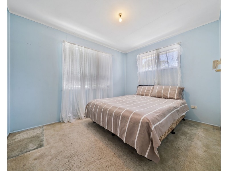 15 Shakespeare Parade, Strathpine QLD 4500