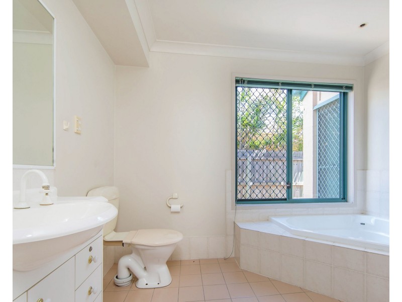 8 COOPER PLACE, Carseldine QLD 4034