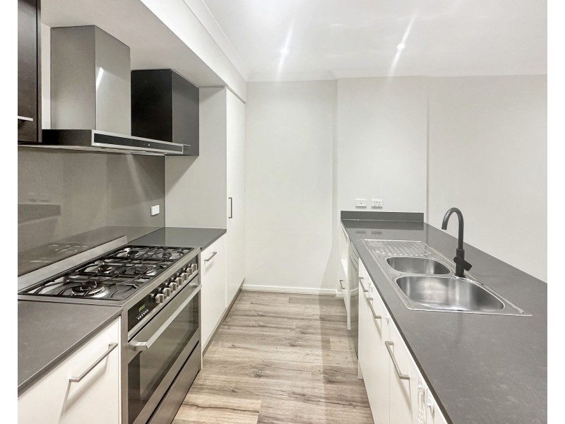 12 Tempera Place, Yarrabilba QLD 4207