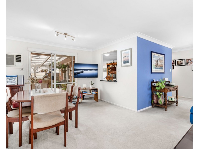 18 Emmett Street, Wynnum West QLD 4178