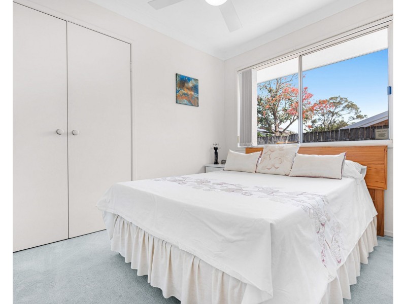 18 Emmett Street, Wynnum West QLD 4178