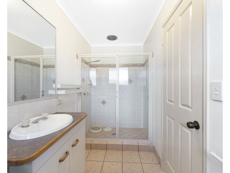 6 Mooney Court, Norville QLD 4670