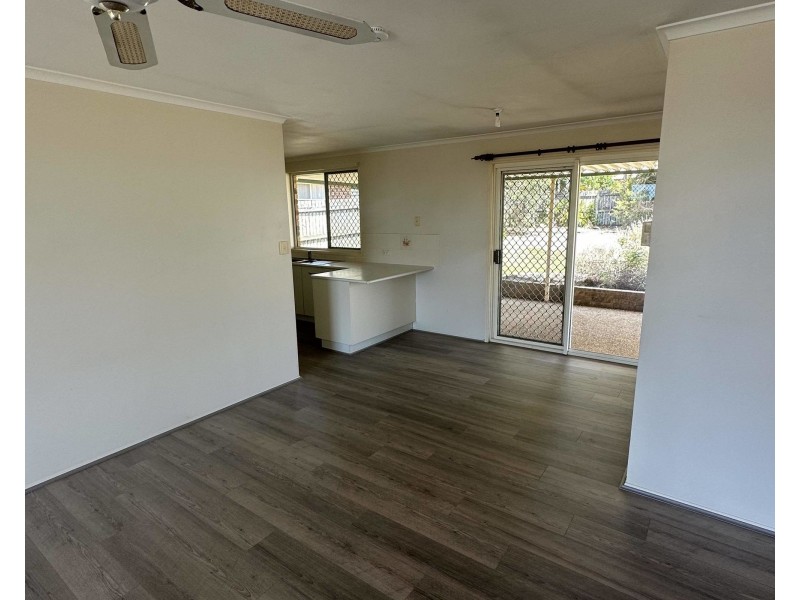 9 Swan Drive, Kalkie QLD 4670