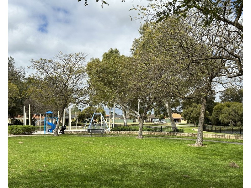 5 Sedge Link, Atwell WA 6164