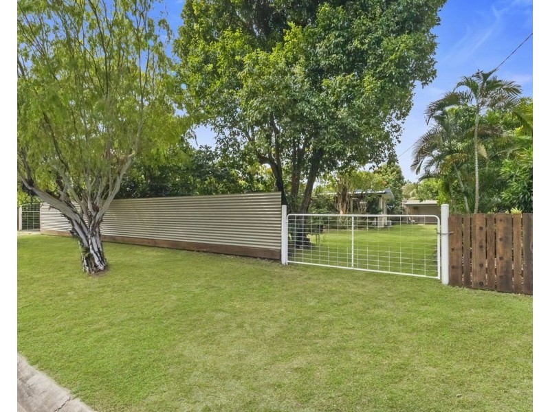 20-22 Morgan Street, Yorkeys Knob QLD 4878