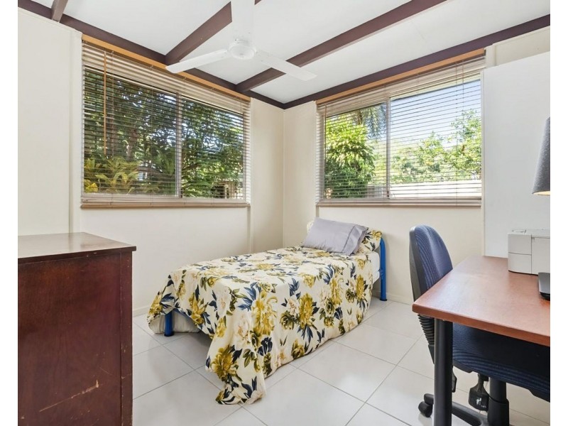 20-22 Morgan Street, Yorkeys Knob QLD 4878