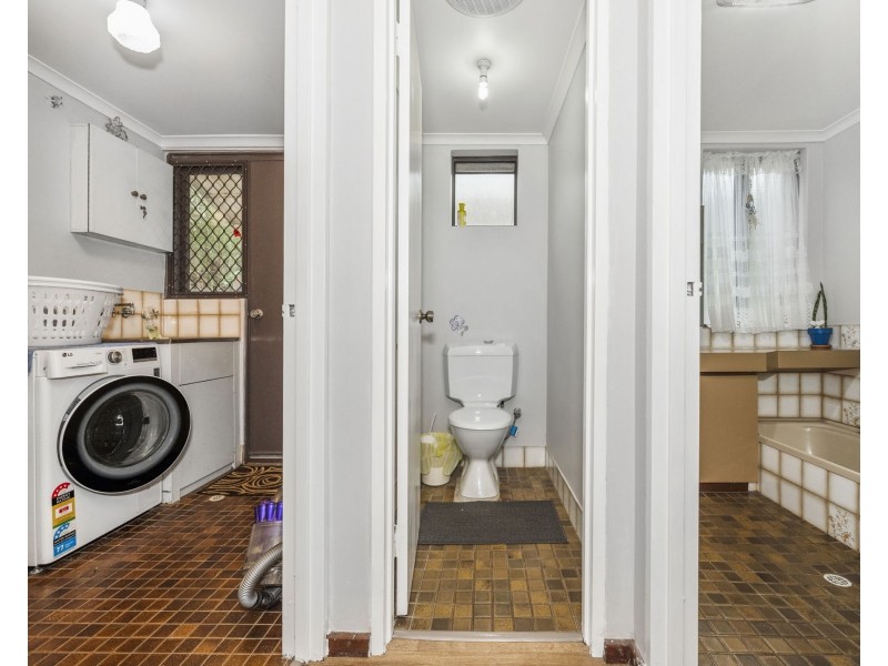 10 Fordred Place, Parmelia WA 6167