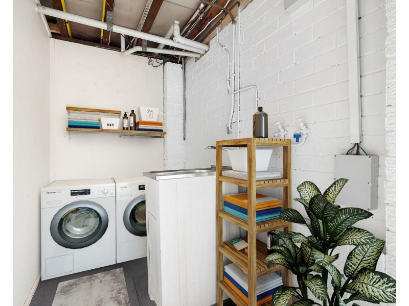 3/6 Roseglen Street, Greenslopes QLD 4120