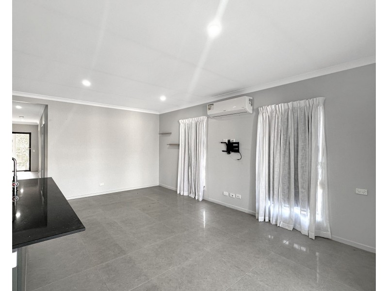 52 Vassallo Drive, Rosewood QLD 4340