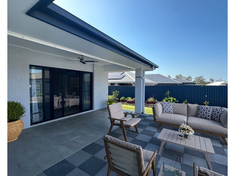 52 Vassallo Drive, Rosewood QLD 4340