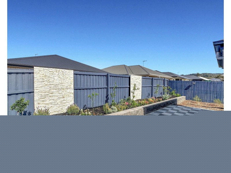 52 Vassallo Drive, Rosewood QLD 4340