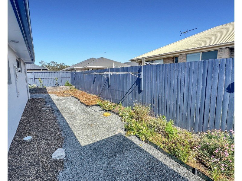 52 Vassallo Drive, Rosewood QLD 4340